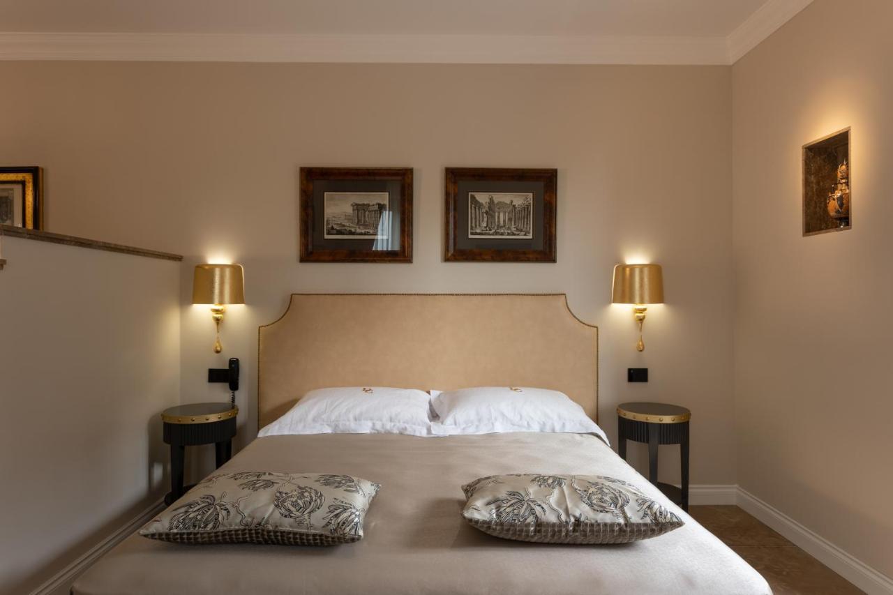 Domus Clelia Paestum Antica Luxury Rooms ภายนอก รูปภาพ
