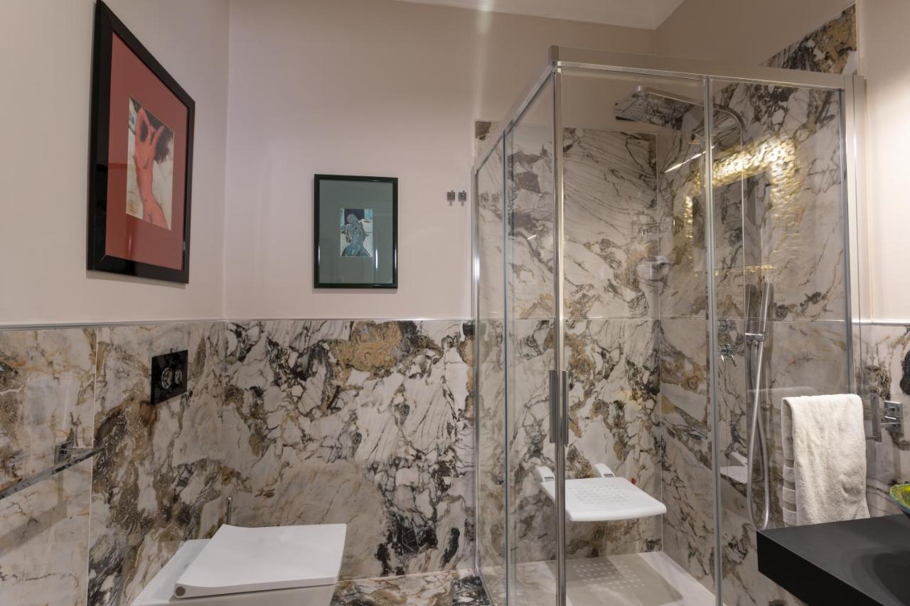 Domus Clelia Paestum Antica Luxury Rooms ภายนอก รูปภาพ