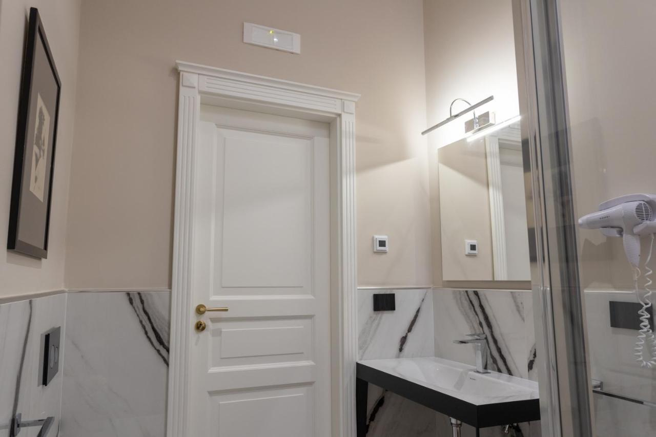 Domus Clelia Paestum Antica Luxury Rooms ภายนอก รูปภาพ
