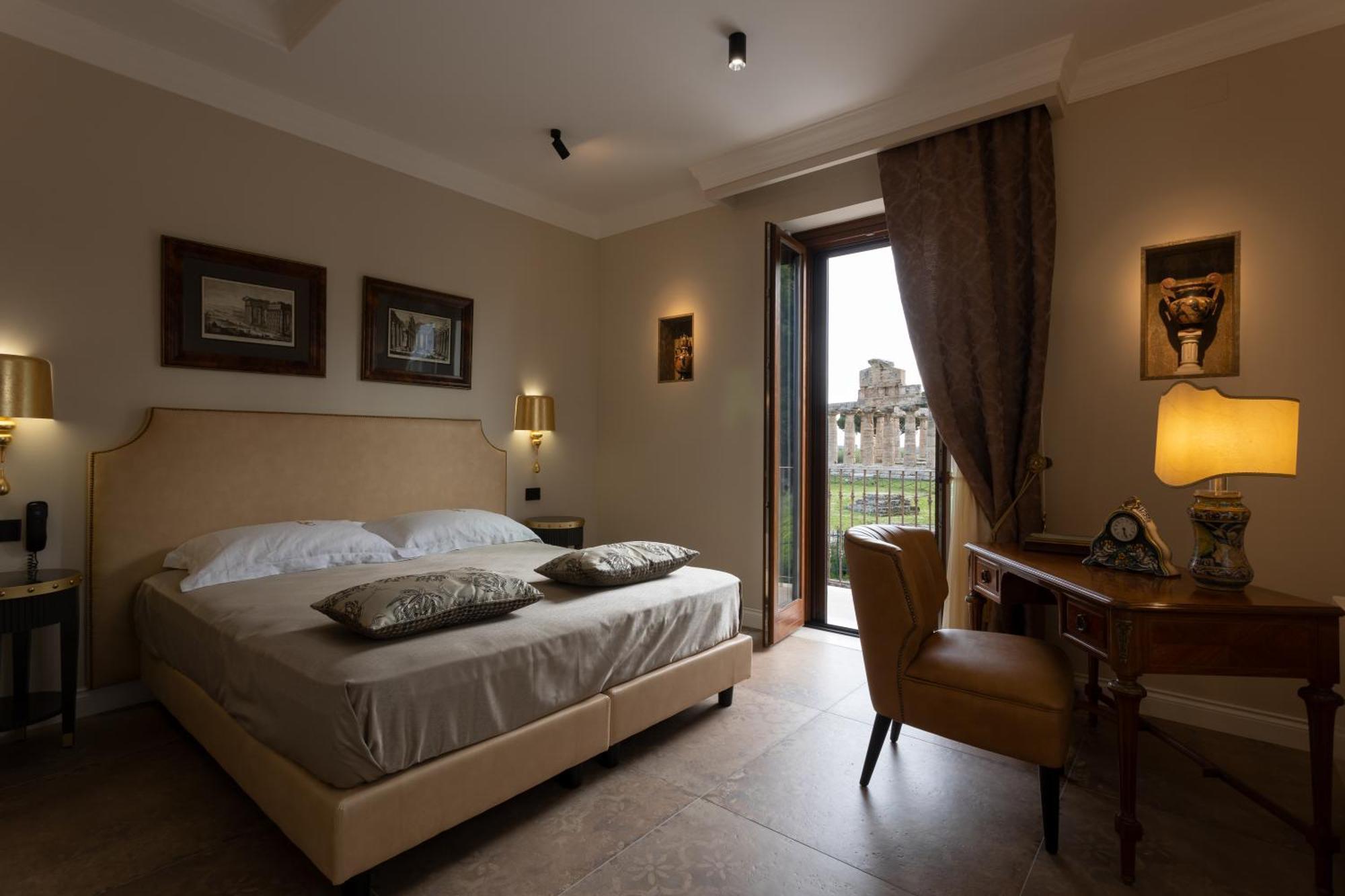 Domus Clelia Paestum Antica Luxury Rooms ภายนอก รูปภาพ